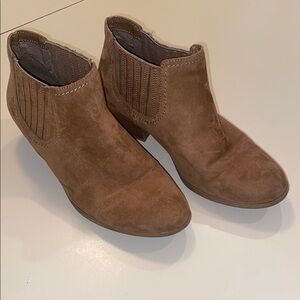 American Eagle Brown Suede Ankle Boots